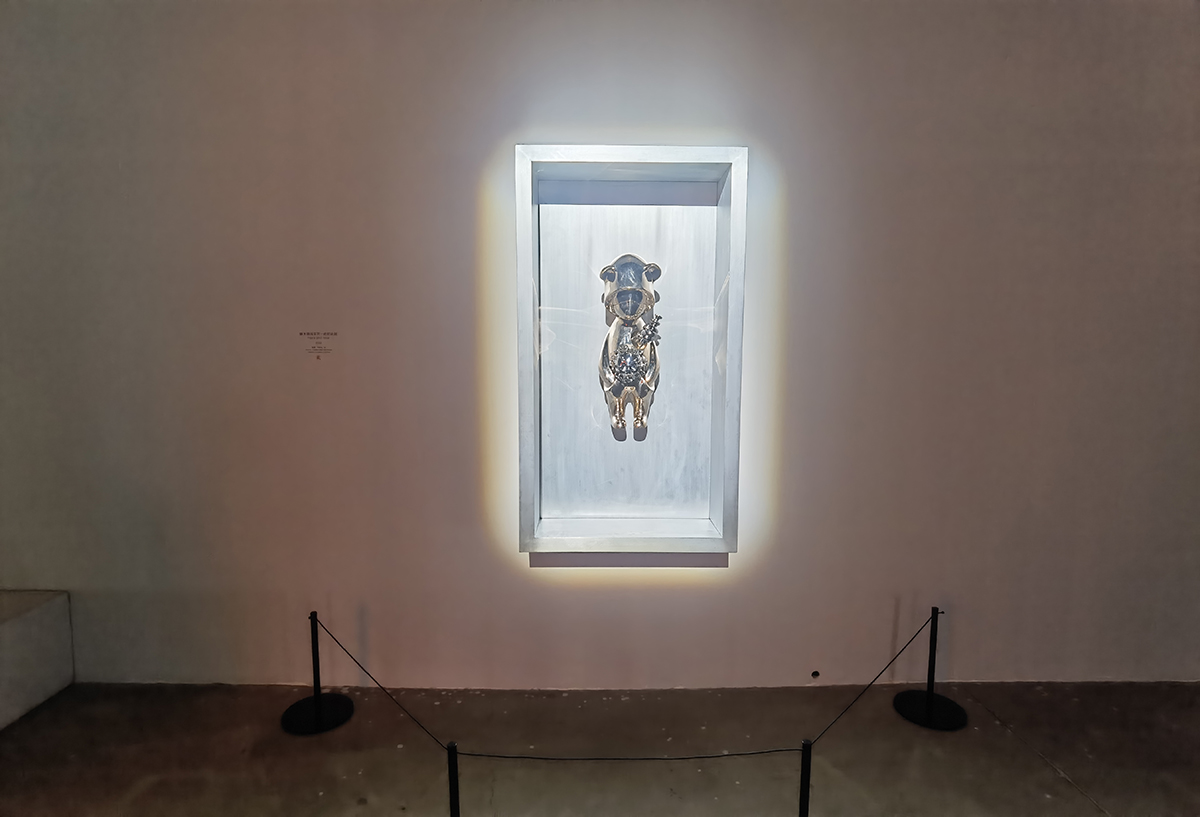 images/art/2022-08-28 OutSad-悲伤之外/29.jpg